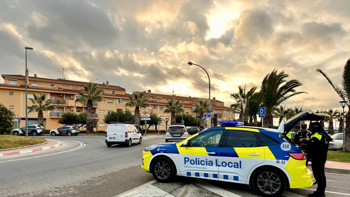 Un cotxe de la Policia Local de Roda de Berà.