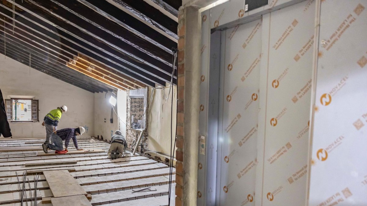 Las reformas avanzan dentro del complejo histórico, que también estrenará un ascensor.