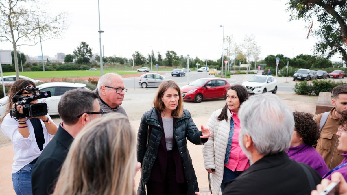 Albiach apoya la huelga en PortAventura: «Los empleados están precarios»