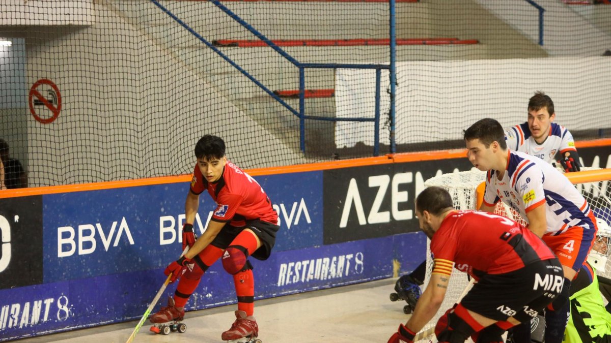 Diego Rojas seguirá hasta 2028 como jugador del Reus Deportiu.