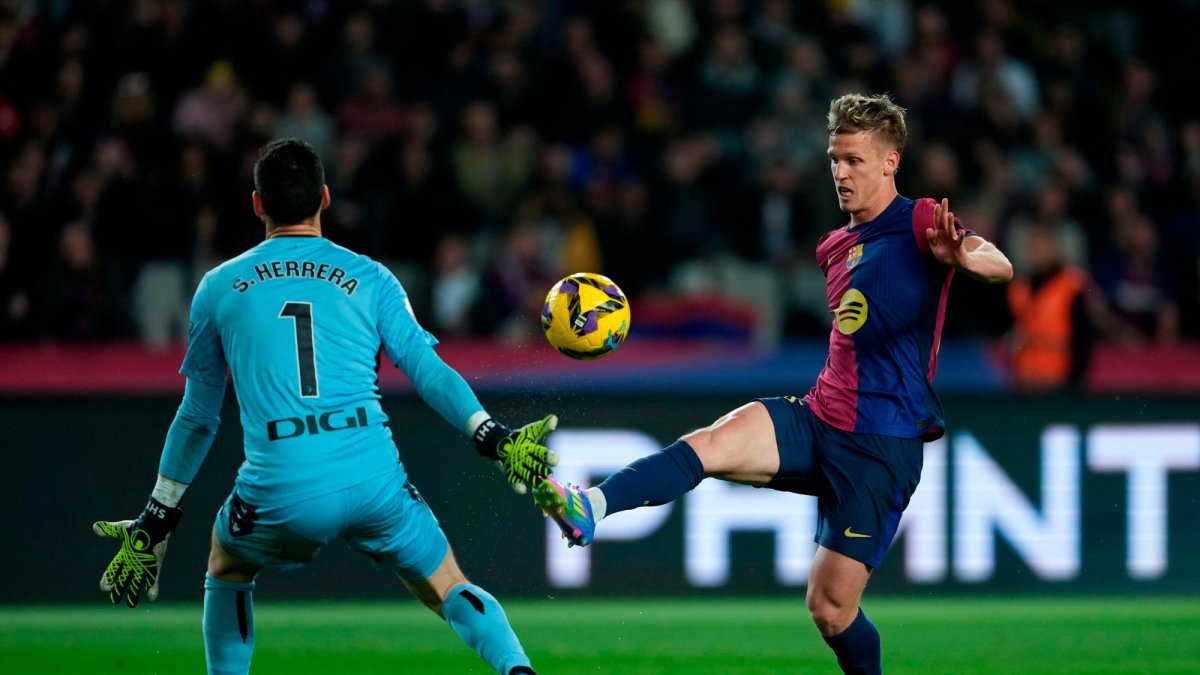 El jugador del FC Barcelona, Dani Olmo.