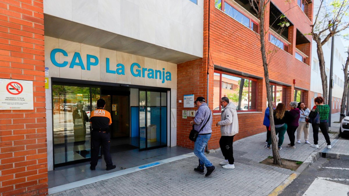 La manifestación tendrá lugar mañana, 28 de mayo, a las siete de la tarde, en las puertas del CAP La Granja.