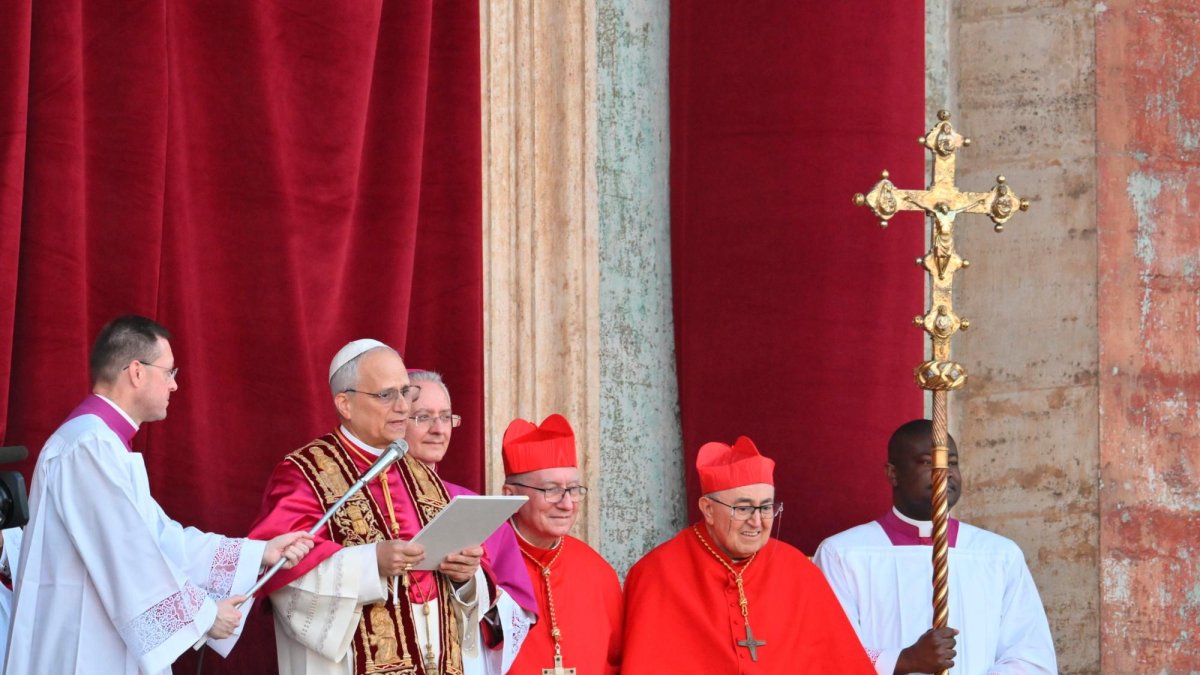 El nuevo papa León XIV inicia su pontificado con un llamado a la paz y ...