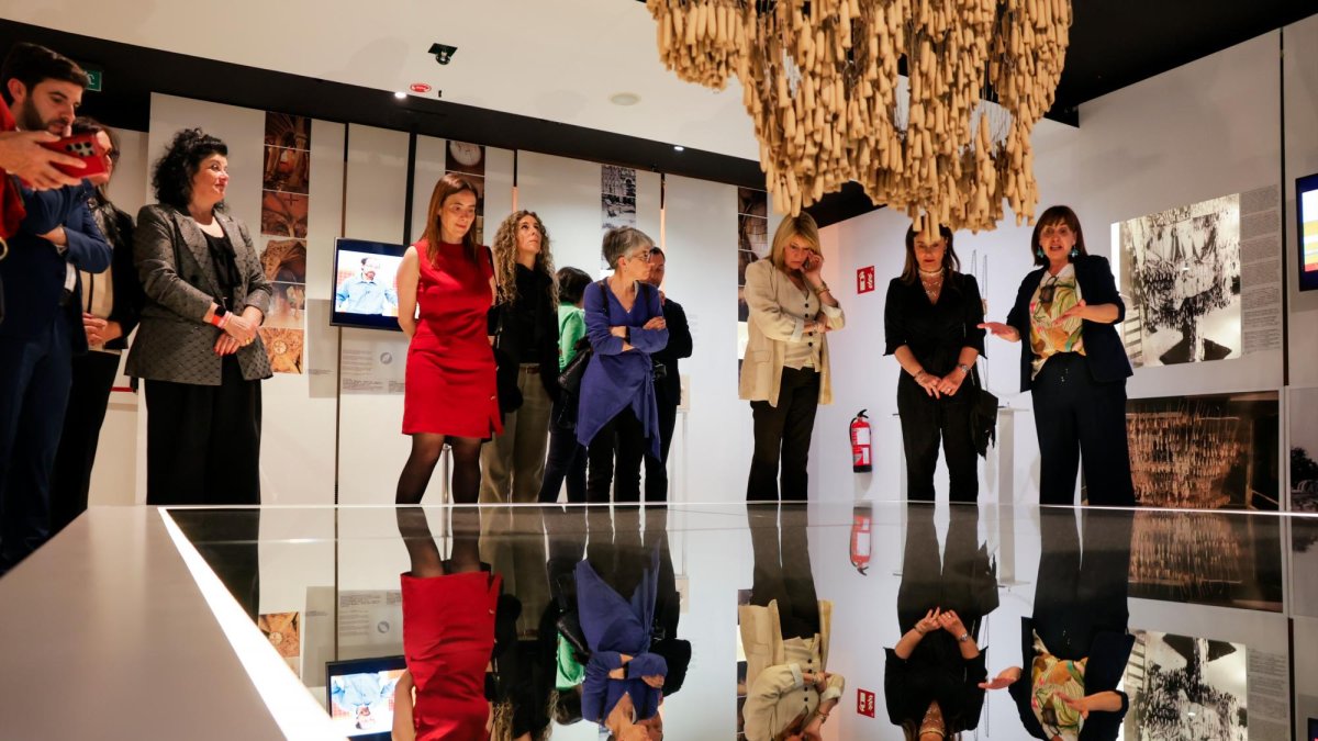 Sandra Guaita ha rebut aquest diumenge a la tarda, al Gaudí Centre, representants d’alguns municipis reconeguts.