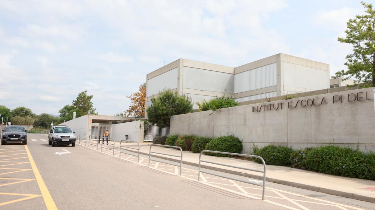 L’Escola Pi del Burgar és un dels tres centres públics que han cobert tota l’oferta a la zona D, amb 57 inscripcions per 38 vacants.