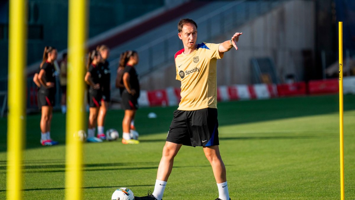 Rafel Navarro es el segundo entrenador del FC Barcelona femenino.