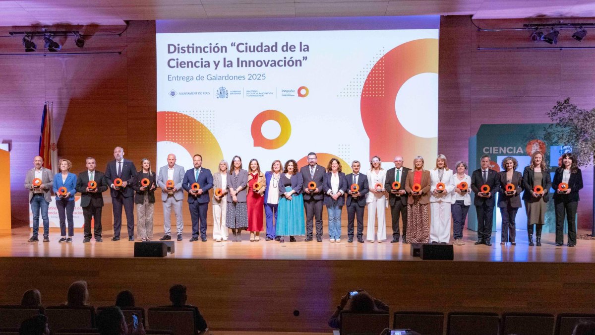 Barcelona i Sabadell són dues ciutats catalanes que formen part de la llista de ciutats reconegudes.