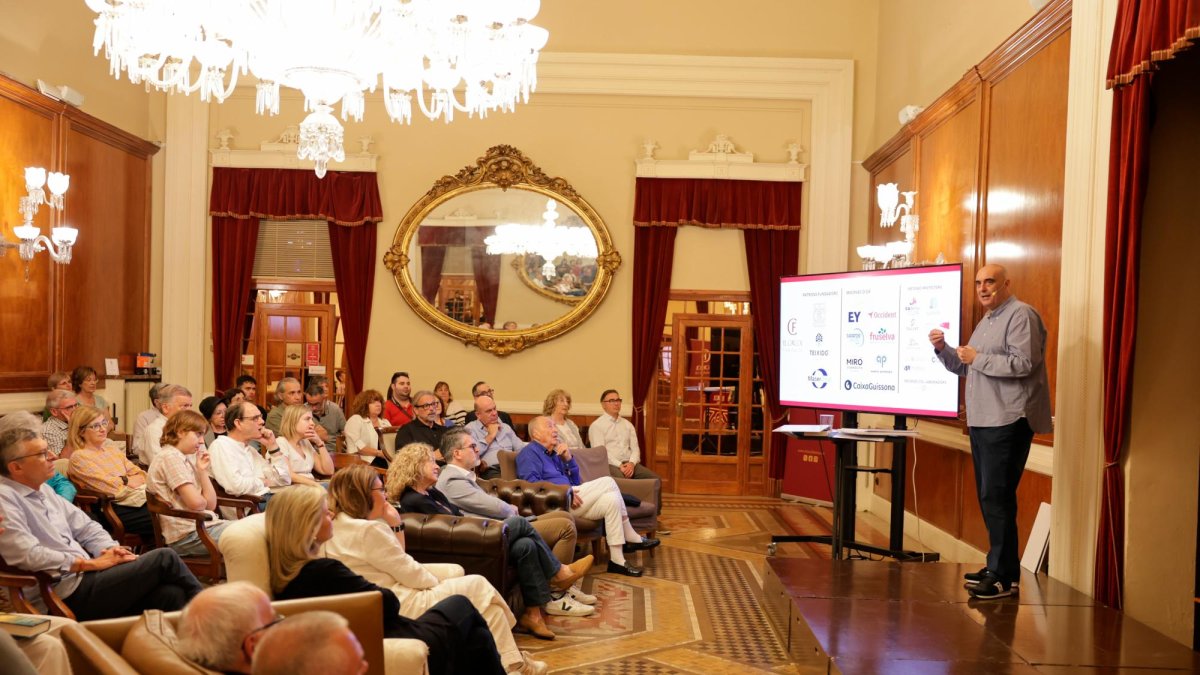 Xavier Bosch ha fet una exposició sobre publicitat.