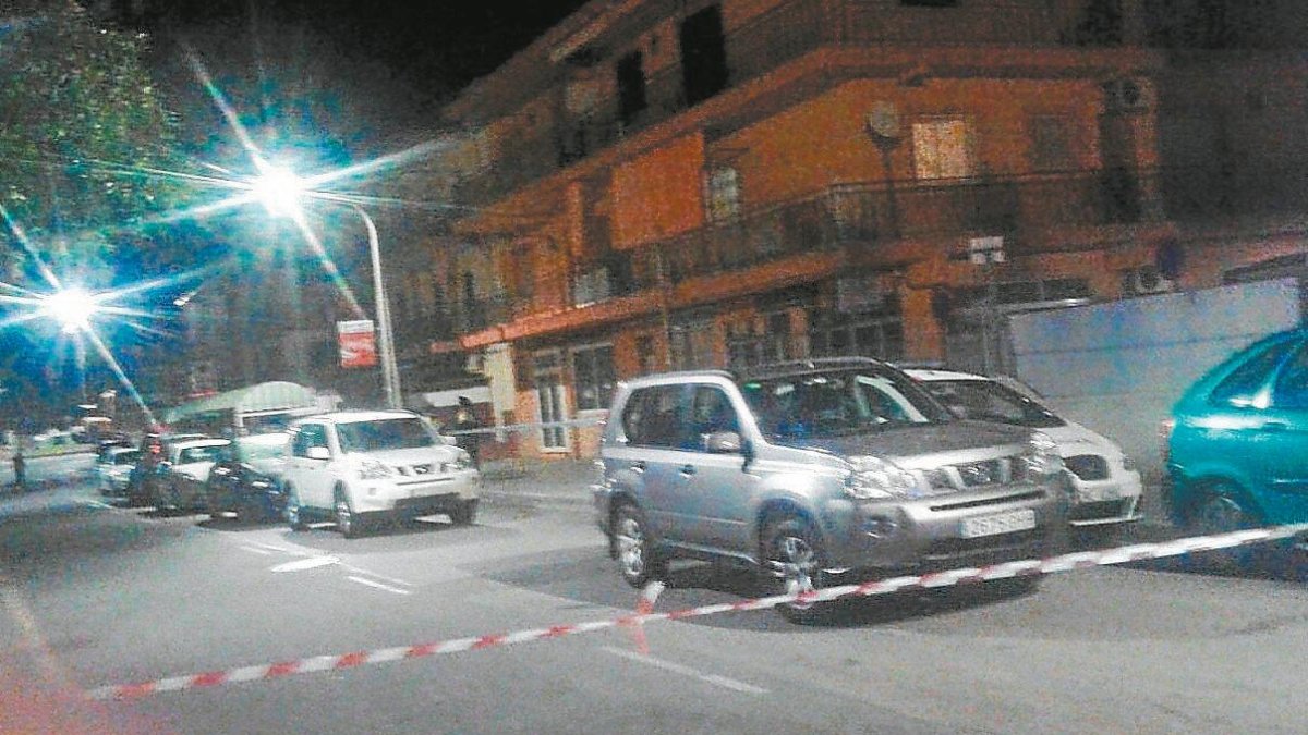 La calle donde ocurrió el crimen en 2015, acordonada.