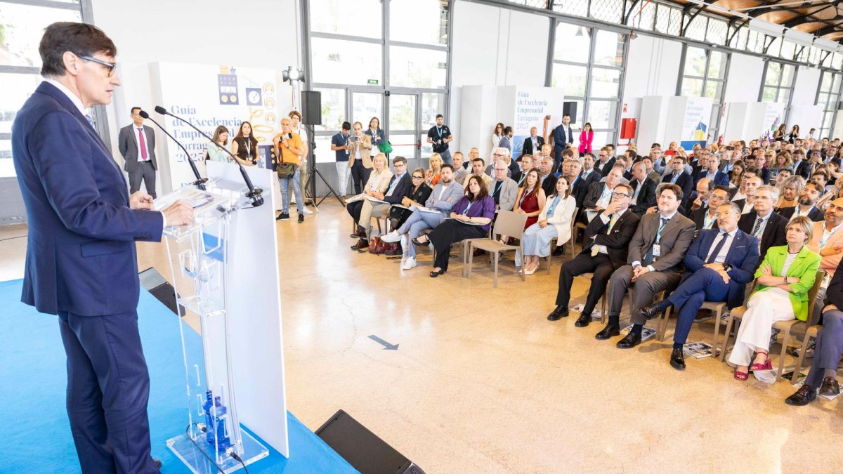 El president Illa, durante su parlamento en la presentación de la Guía de Excelencia Empresarial de Tarragona 2025.