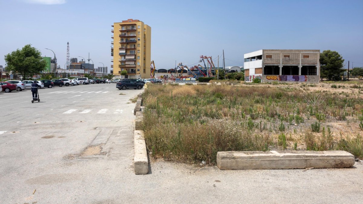 El Ayuntamiento considera que este solar, por su cercanía con la industria, es el mejor punto para ubicar el equipamiento.