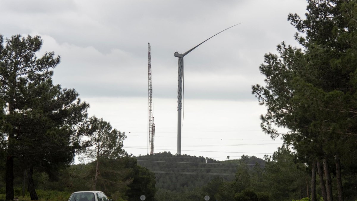 Obres en un dels aerogeneradors.