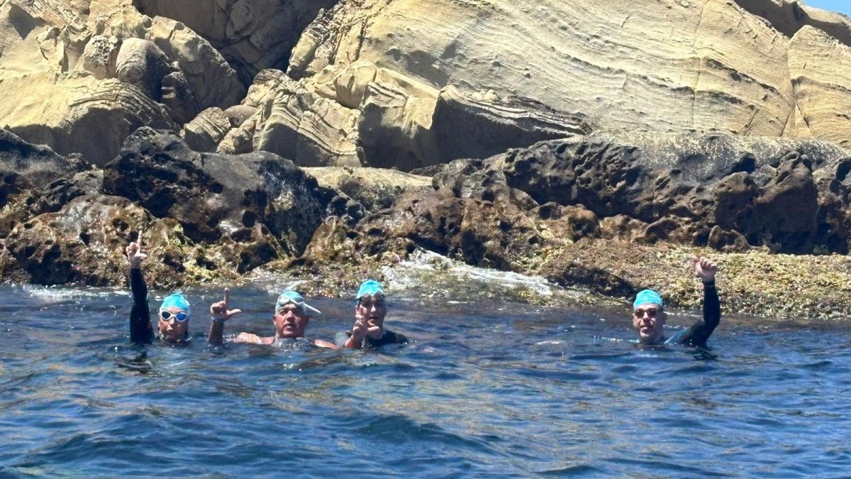 El equipo de Swim for ELA ha cruzado el Estrecho de Gibraltar.