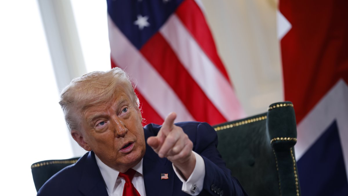 El presidente de los Estados Unidos, Donald Trump, durante una reunión con el primer ministro británico, Keir Starmer.