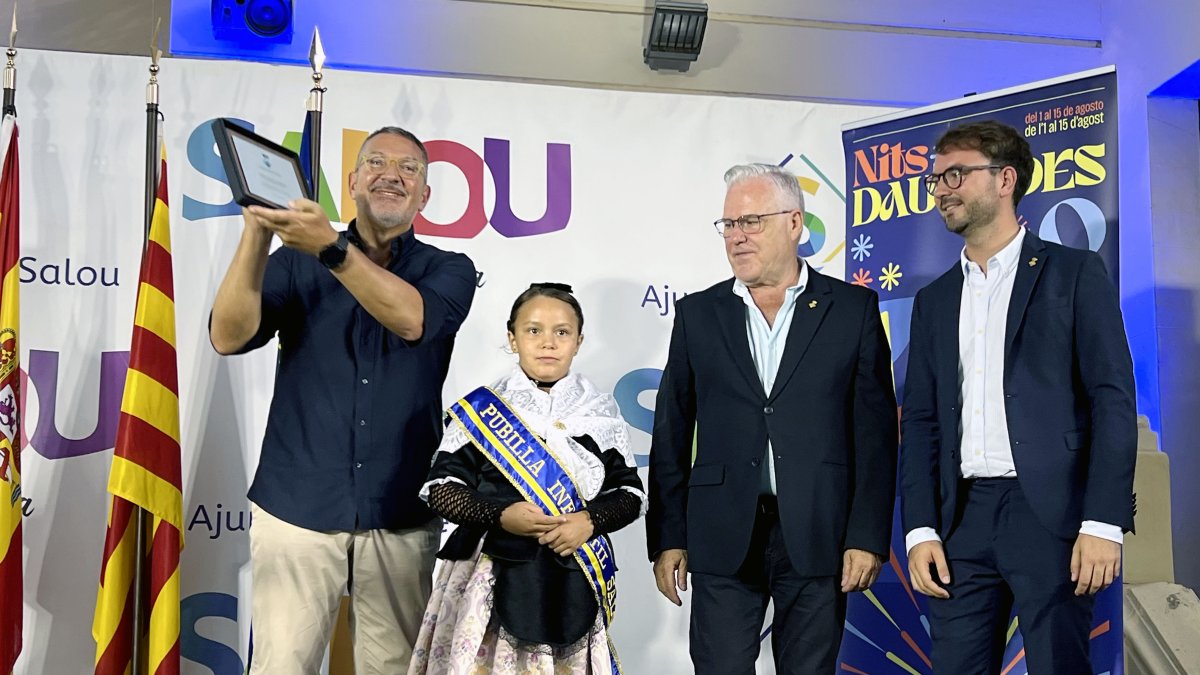 El conseller Miquel Sàmper, después de su pregón de las Nits Daurades 2025.