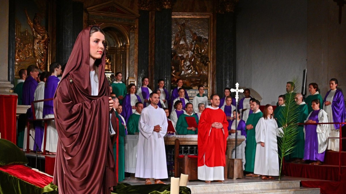 Constituït com el primer drama sobre l’Assumpció de Maria, el Misteri es du a terme des de l’any 1980.