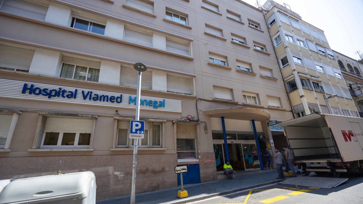 El edificio de la calle López Peláez quedará vacío el próximo fin de semana. El hospital se traslada delante de Les Gavarres, con más cartera de servicios.