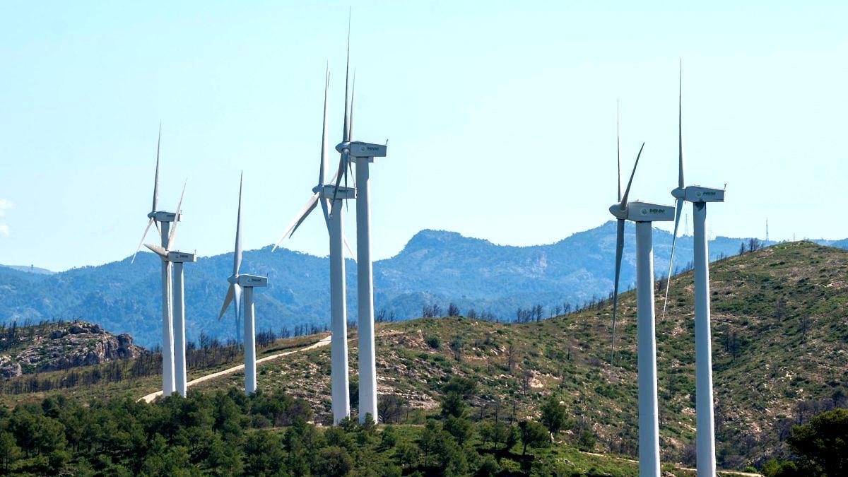 Imagen del parque eólico Les Colladetes.