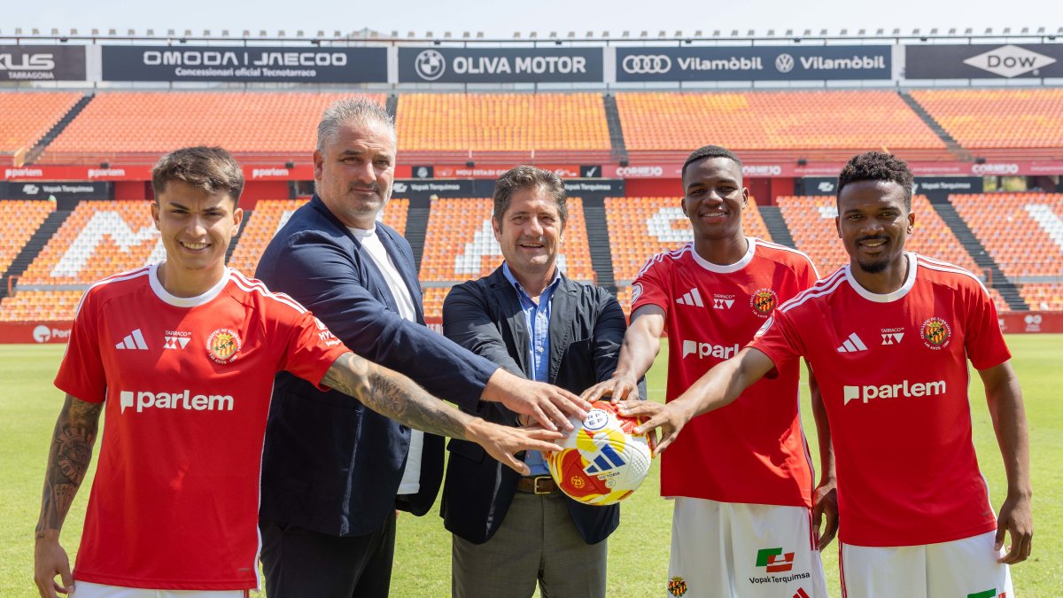 Juanda Fuentes, Noé Calleja, Lluís Fàbregas, FernandoTorres y Wilfrid Kaptoum
