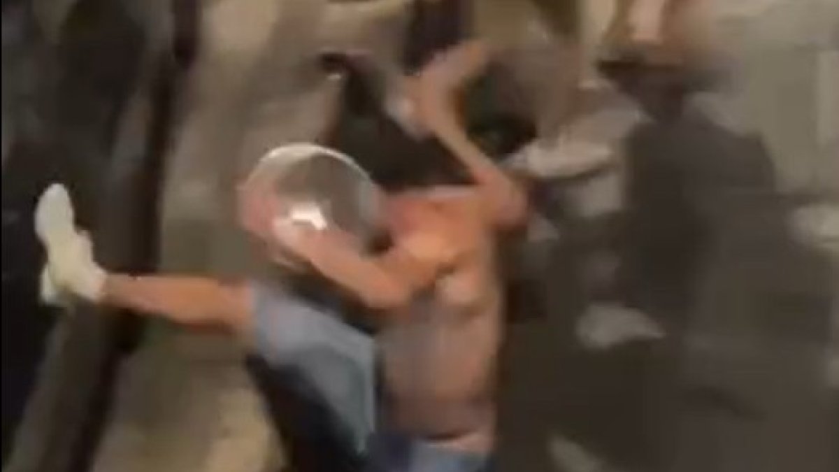 El hombre terminó detenido por los Mossos d'Esquadra