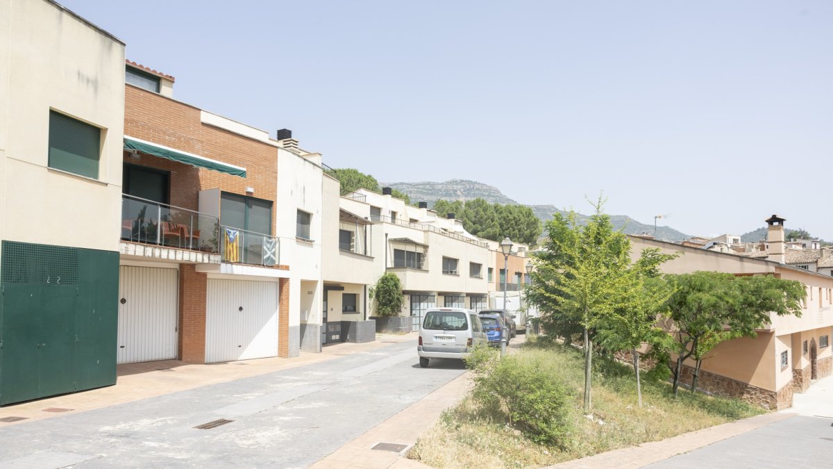 Els habitatges d’ús turístic i les segones residències han agafat molt de territori a la comarca.