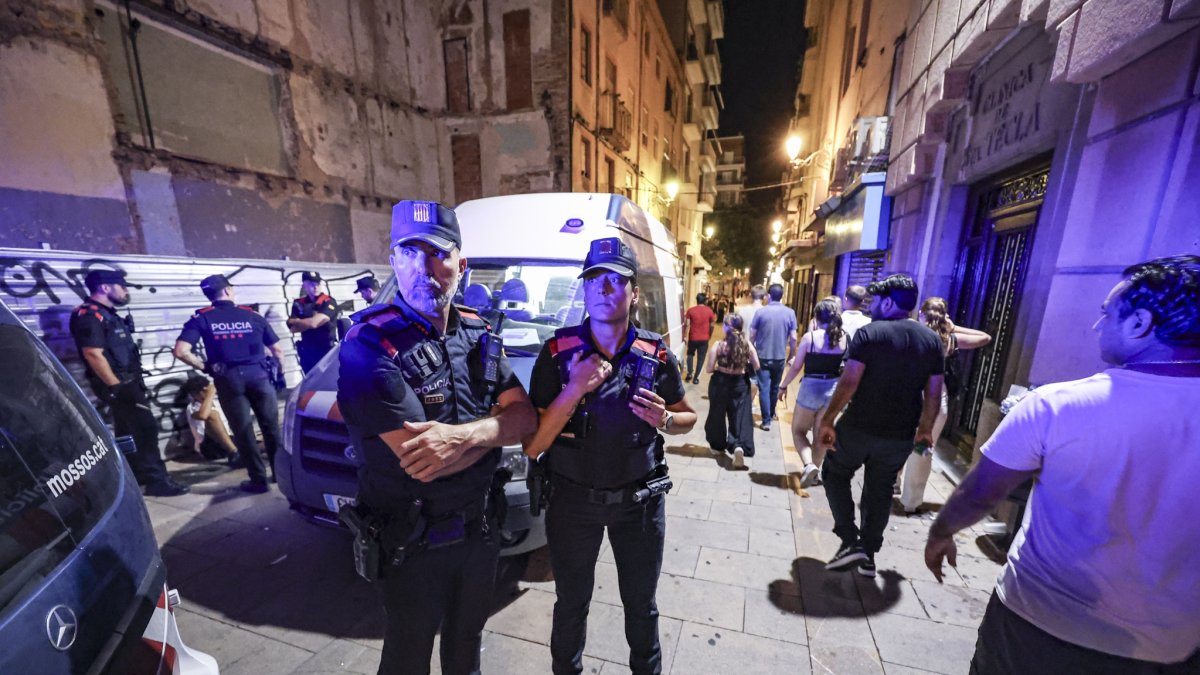 El jefe de la Unitat de Seguretat Ciutadana, el subinspector Jordi Maranges, estuvo al mando de la operación.