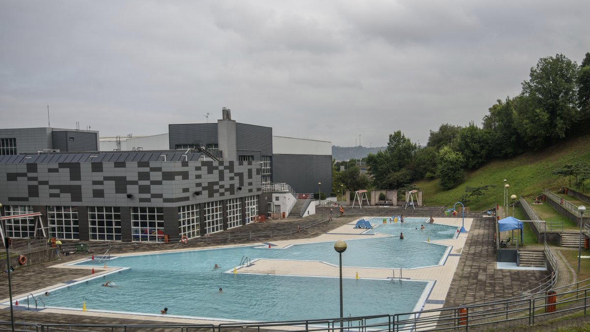 Una piscina en una imagen de archivo.