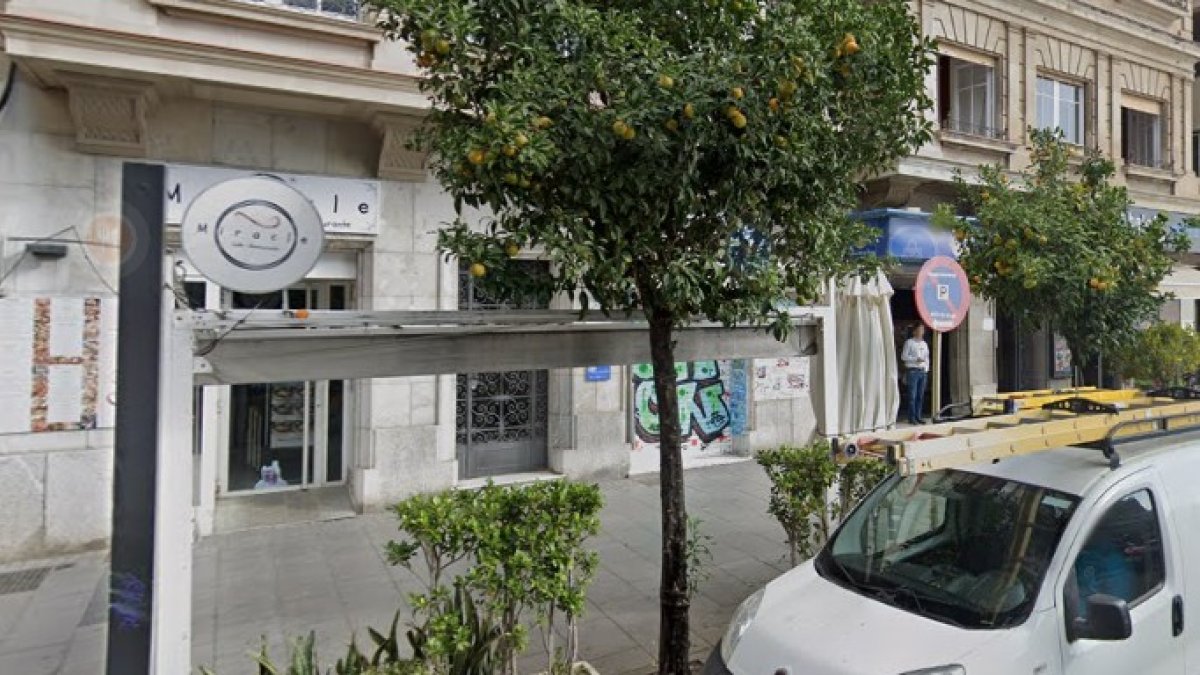 El restaurante Miracle está al final de la Rambla Nova, cerca del Balcó.