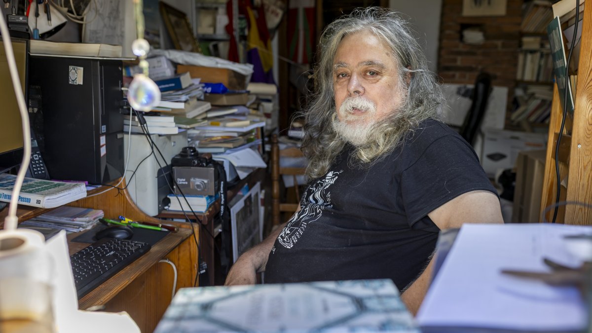 Manuel Moya, biógrafo de Pessoa.