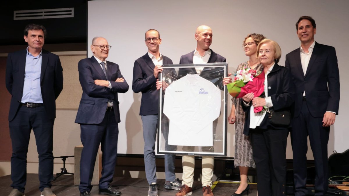 El momento del homenaje.