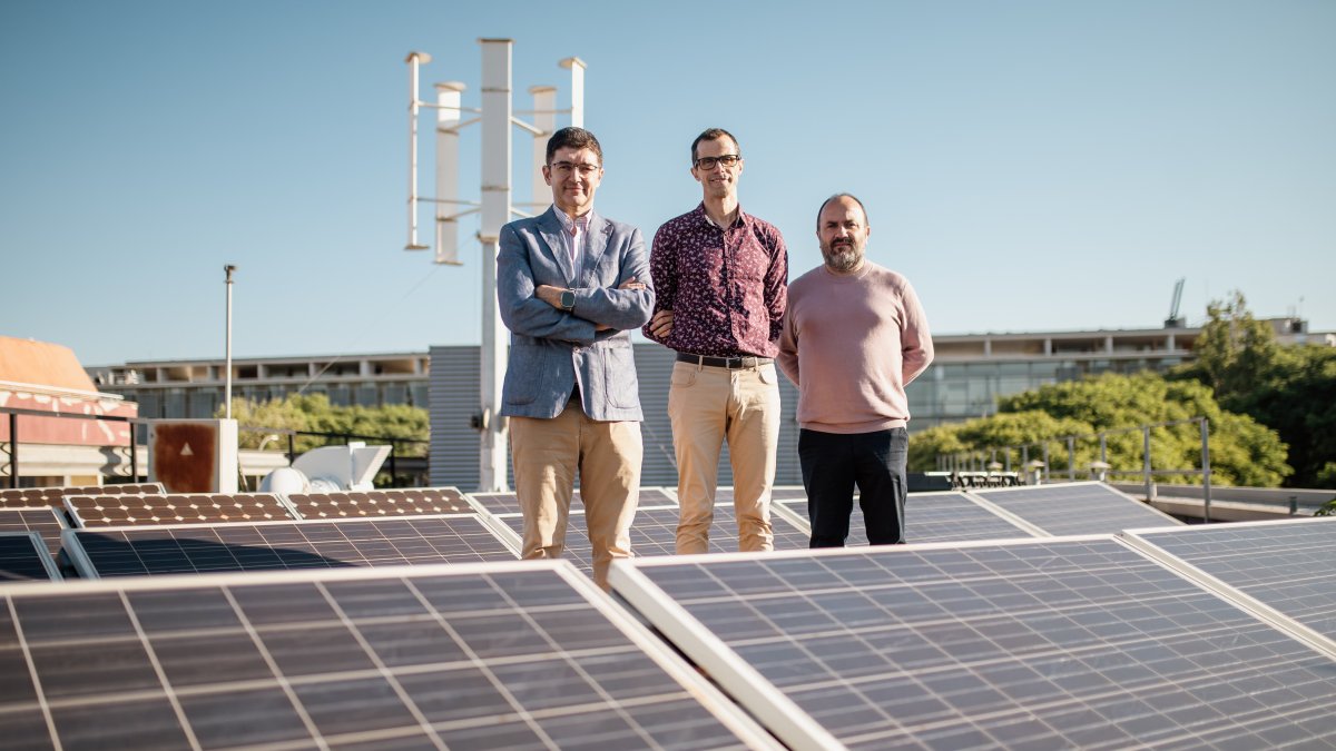 Los ivestigadores de la URV Angel Cid, Carlos Olalla y Oswaldo López.