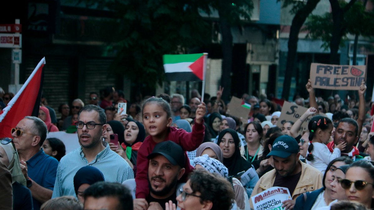 Más de 2.000 personas se citaron en la manifestación de Tarragona.