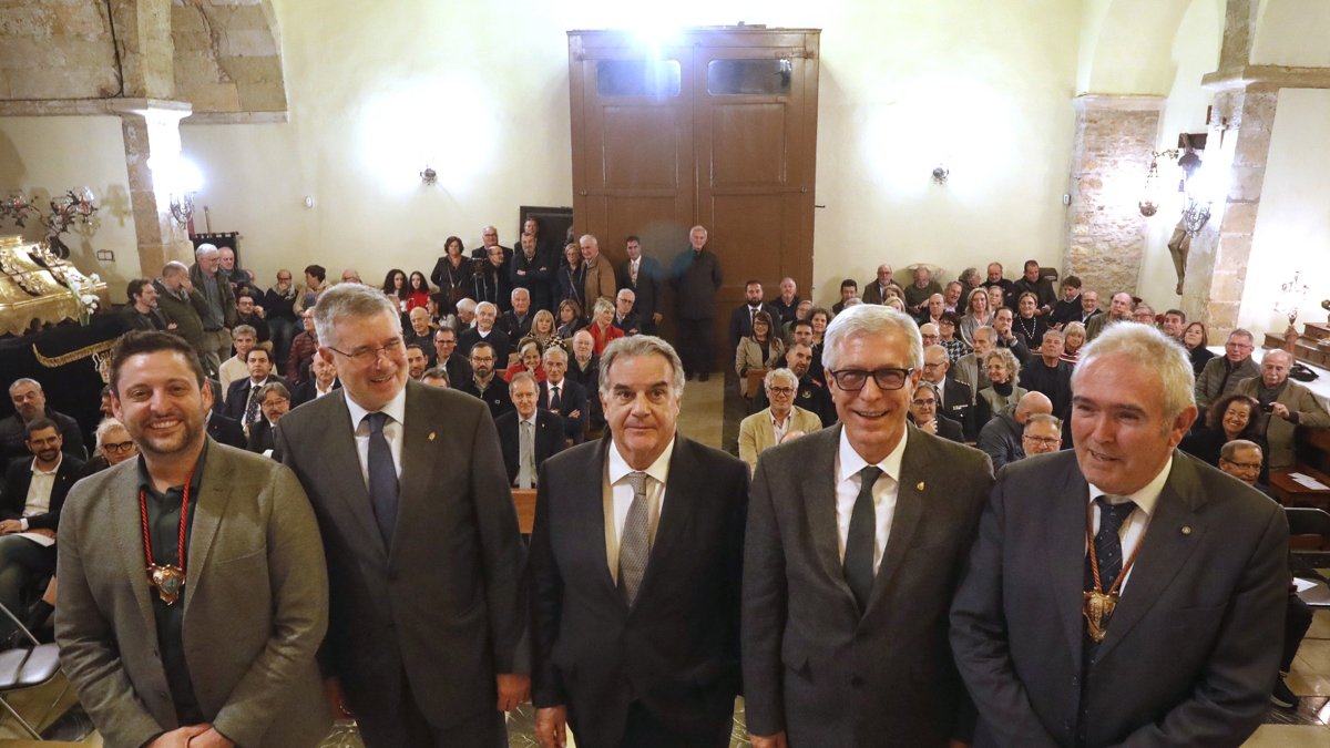 Rubén Viñuales, Pau Ricomà, Joan Miquel Nadal y Josep Félix Ballesteros, en una imagen con el presidente del Gremi de Pagesos, Raül Font.