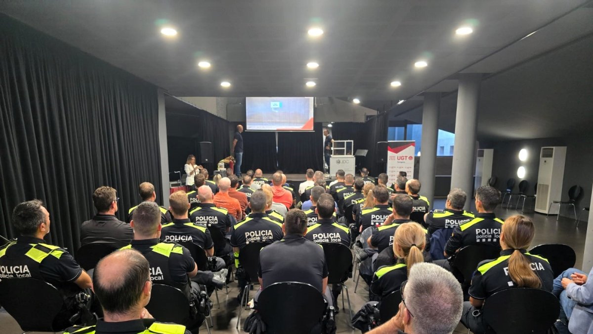 Uns seixanta agents han pres part en aquest curs.​