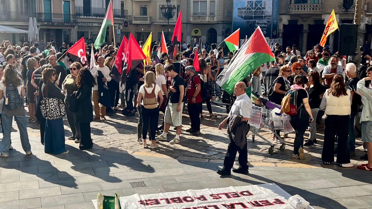 Els manifestants reclamen que la veu del poble Palestí sigui escoltada en l'acord internacional del pla de pau a la Franja de Gaza.