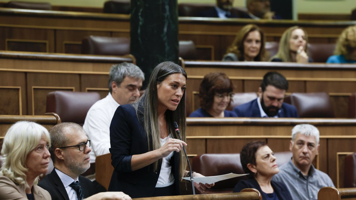 La portavoz de Junts, Míriam Nogueras, durante una intervención en el Congreso, en Madrid.