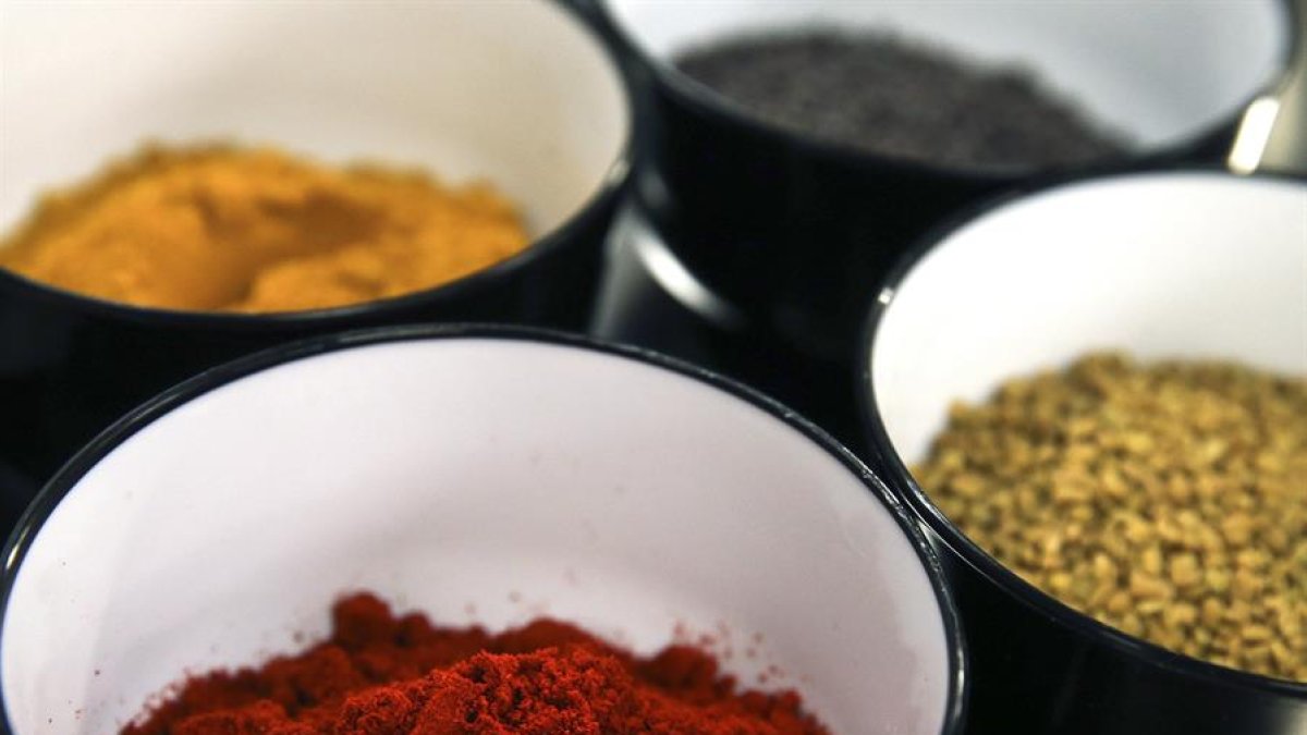 Imagen de archivo de varias especias de cocina