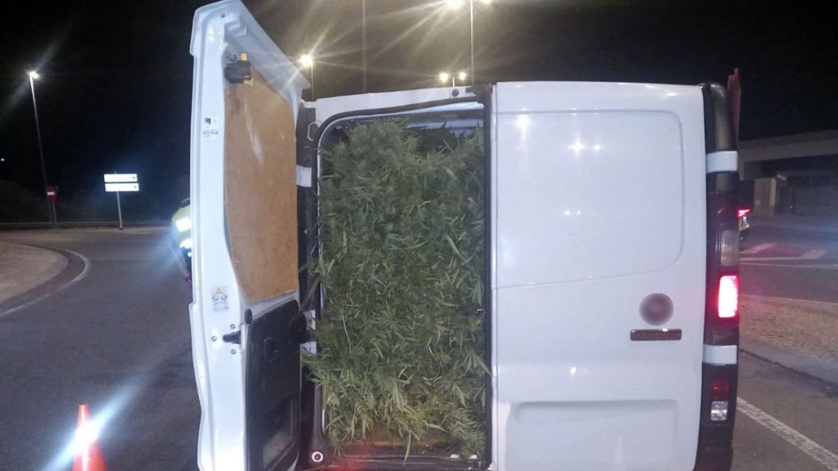 Los Mossos interceptaron los dos vehículos en la N-340 entre Tarragona y Altafulla.