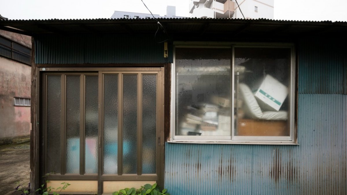 Los abogados de extranjería señalan que tres de cada cuatro inmigrantes acceden al mercado del alquiler de habitaciones.