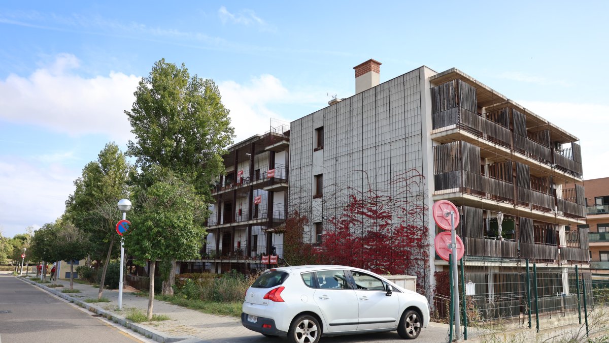 La Generalitat compró las viviendas hace un año y ha estado llevando a cabo mejoras.