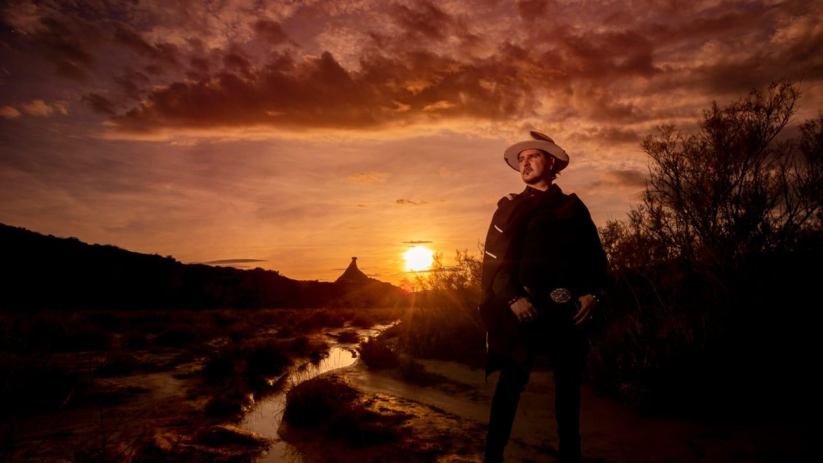 Erik López aspira a los premios Night Flight.