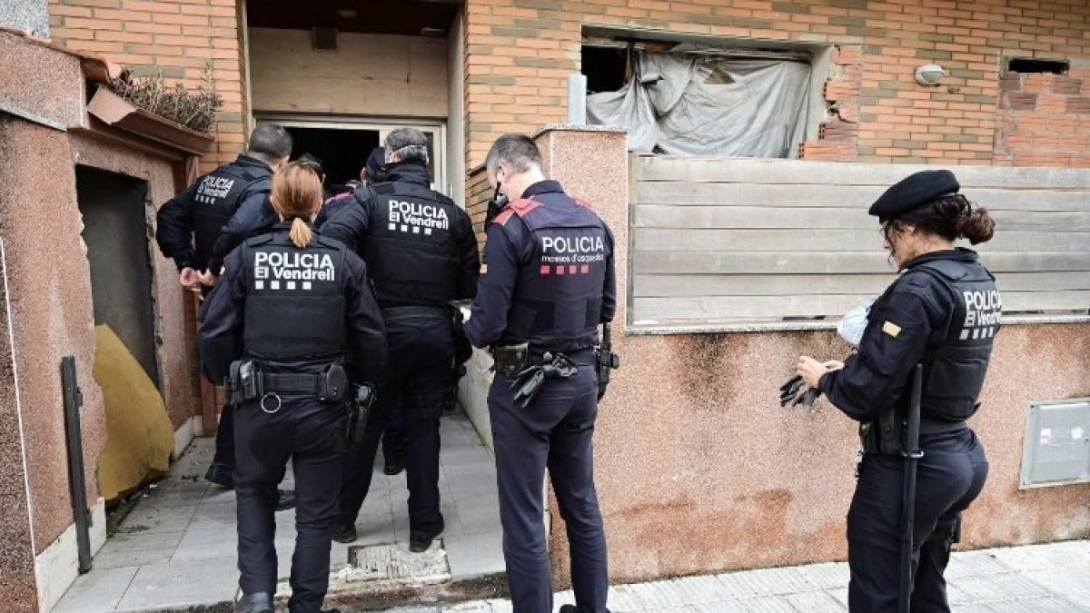 Policía Local y Mossos realizan la inspección