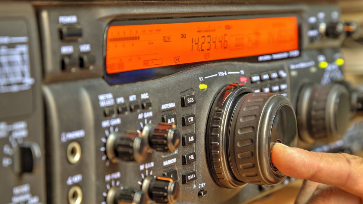 Aparato de recepción de radioaficionado.