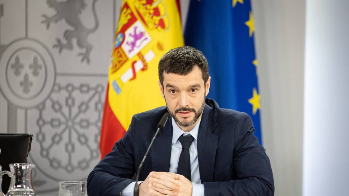 El ministre de Consum i Drets Socials, Pablo Bustinduy, en una fotografia d'arxiu