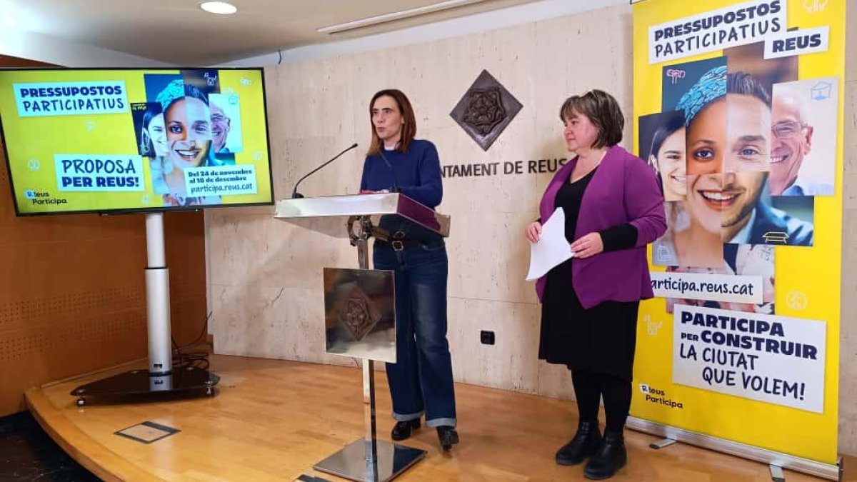 Roda de premsa dels Pressupostos Participatius del 2025, amb l'alcaldessa de Reus, Sandra Guaita, i Montserrat Flores, regidora de Bon Govern, Transparència i Participació.