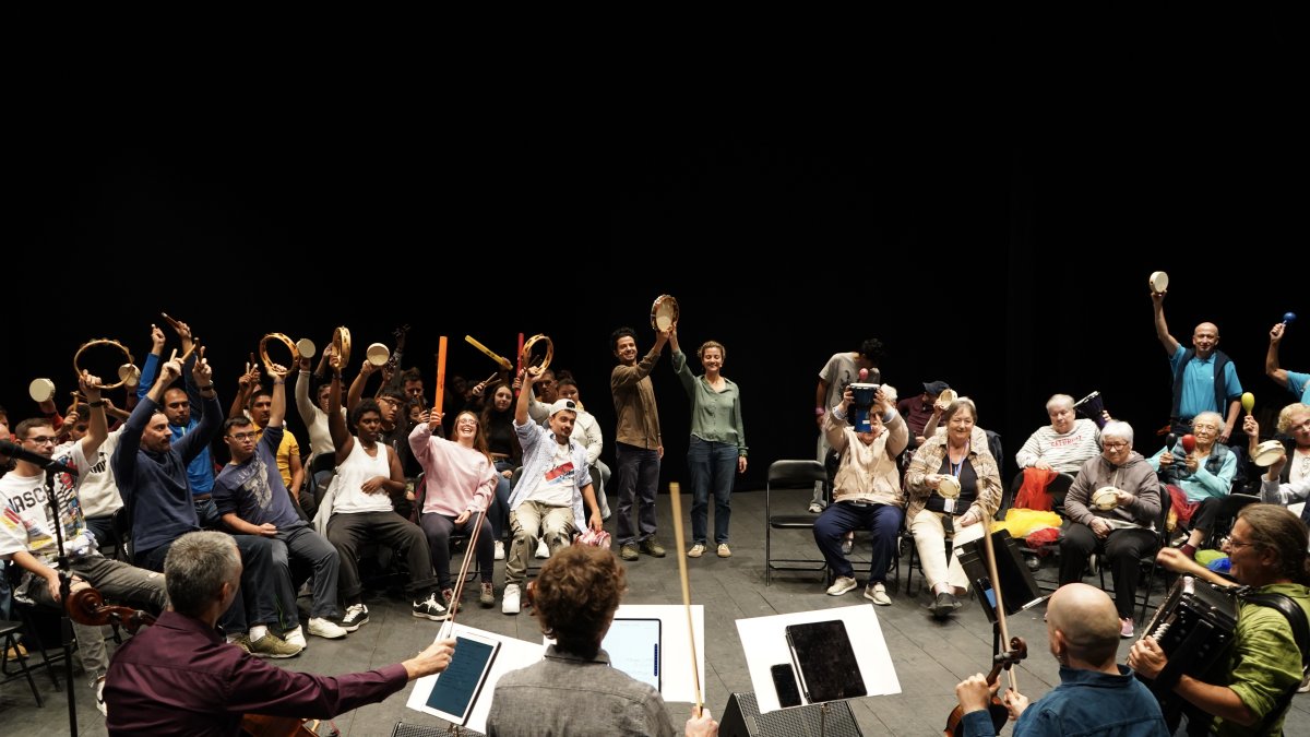 Los usuarios compartieron una sesión final y personas de otros colectivos.