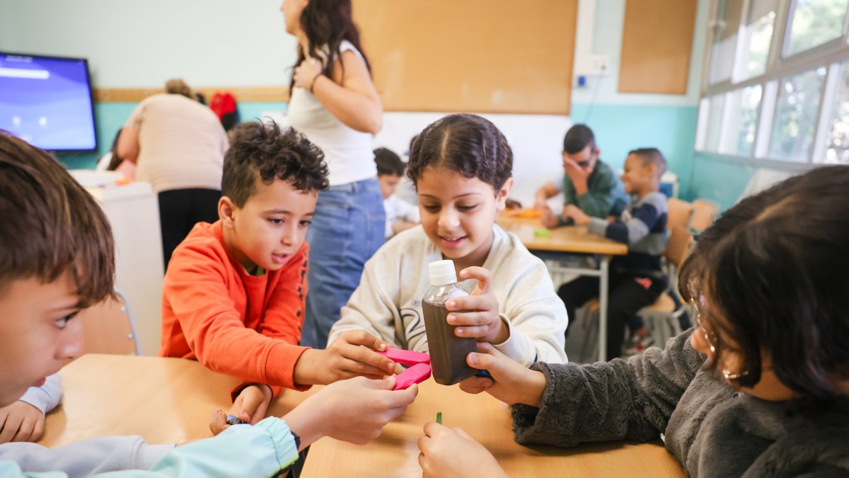 El Departament d’Educació ha habilitat aquests grups extra segons la necessitat de cada franja d’edat.