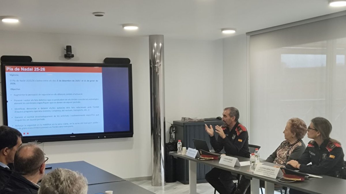 La jornada, en la Cambra de Comerç.