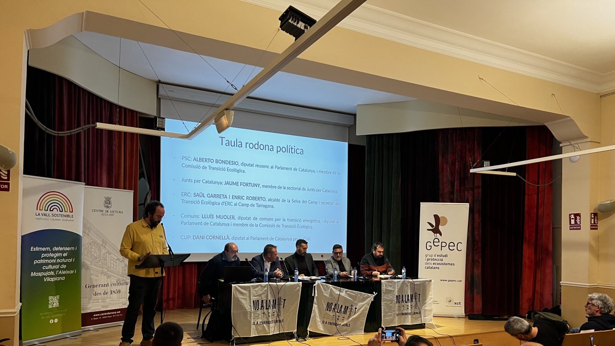 La jornada es va celebrar a la Sala Emili Argilaga del Centre de Lectura de Reus.