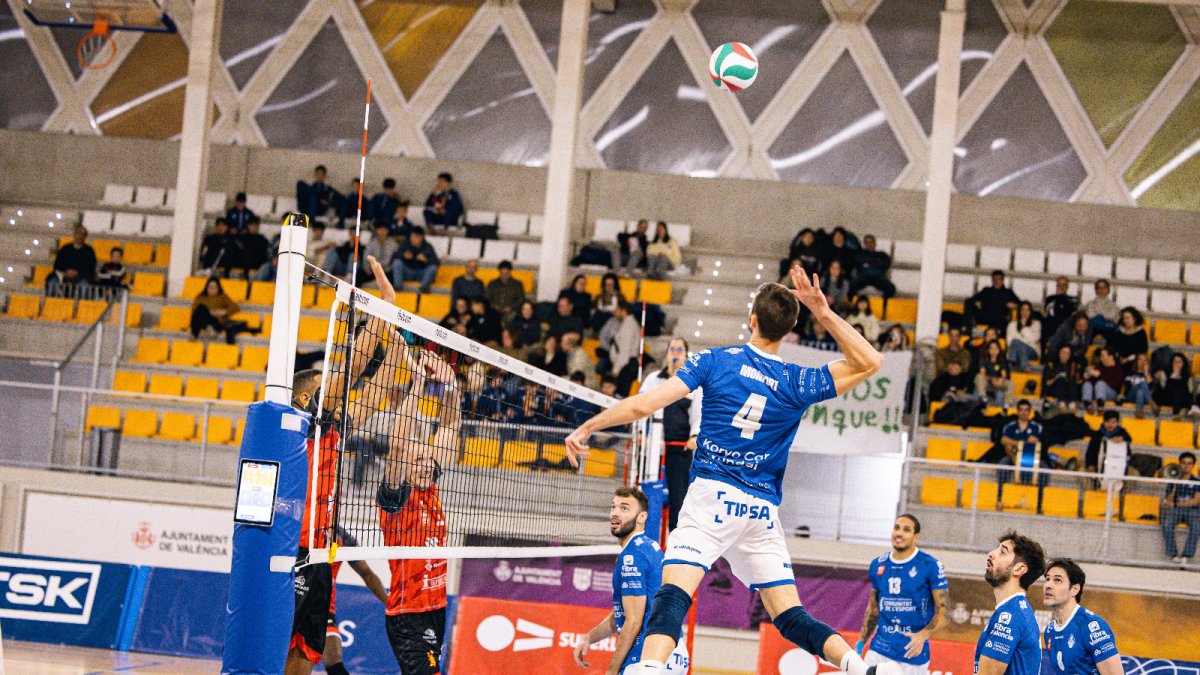 Instante de la jornada anterior, en la que SPiSP cayó ante Conqueridor también por 3-1.